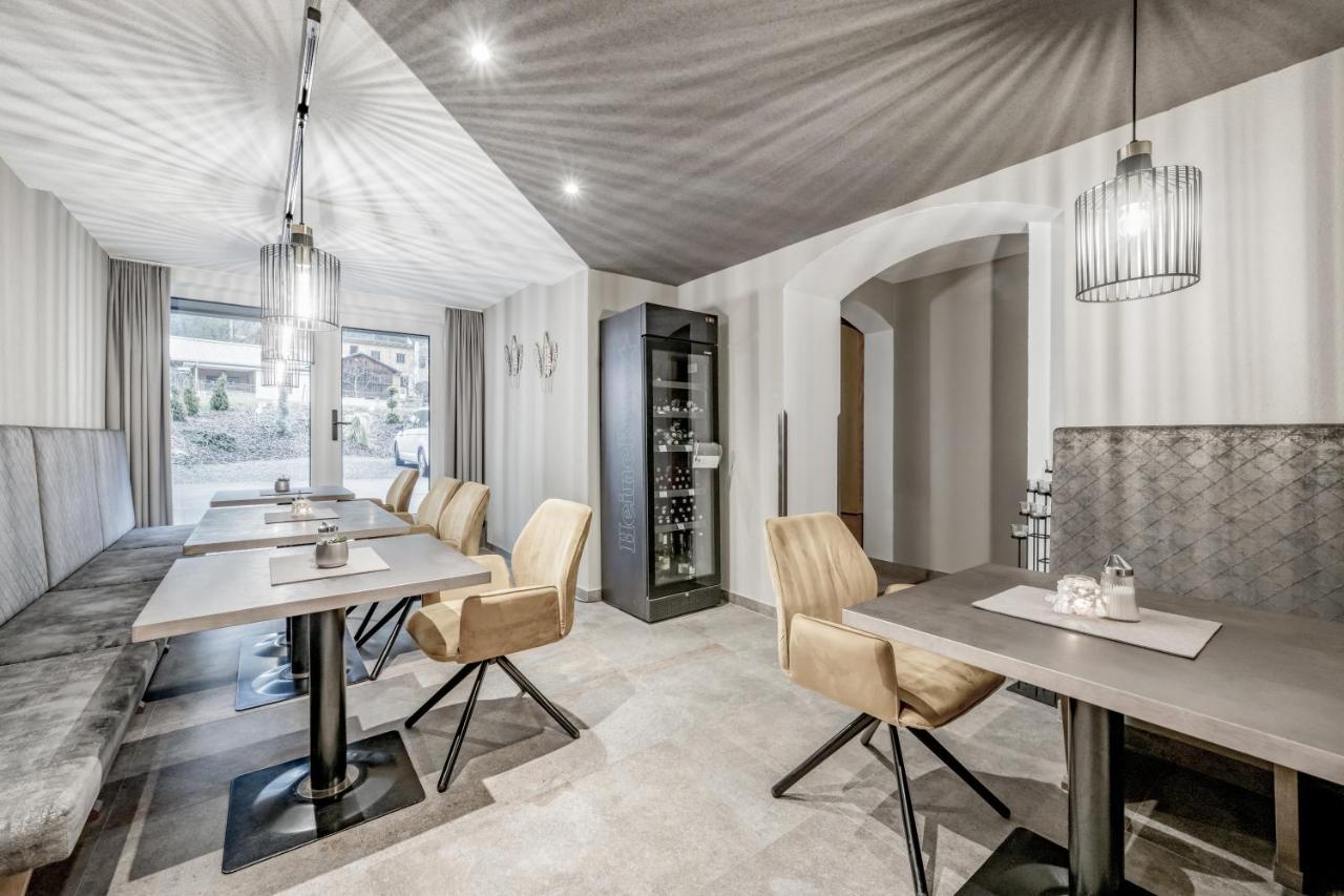 Appartements Perberschlager Oetz Buitenkant foto