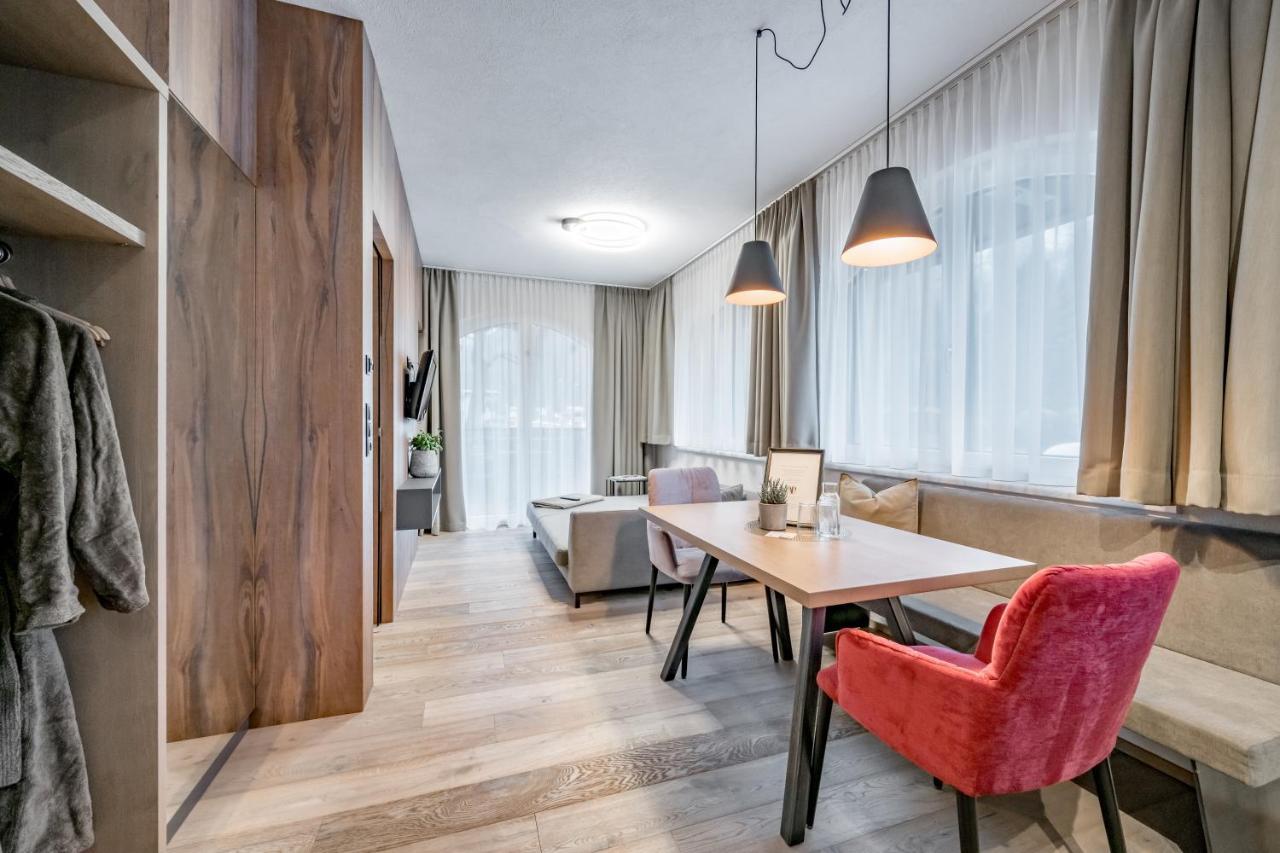 Appartements Perberschlager Oetz Buitenkant foto